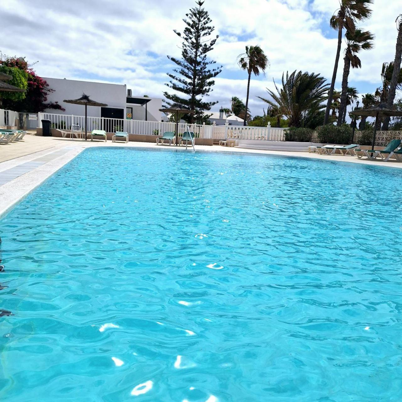 Apartamento Club Valena, Puerto Del Carmen, Lanzarote Tías Kültér fotó