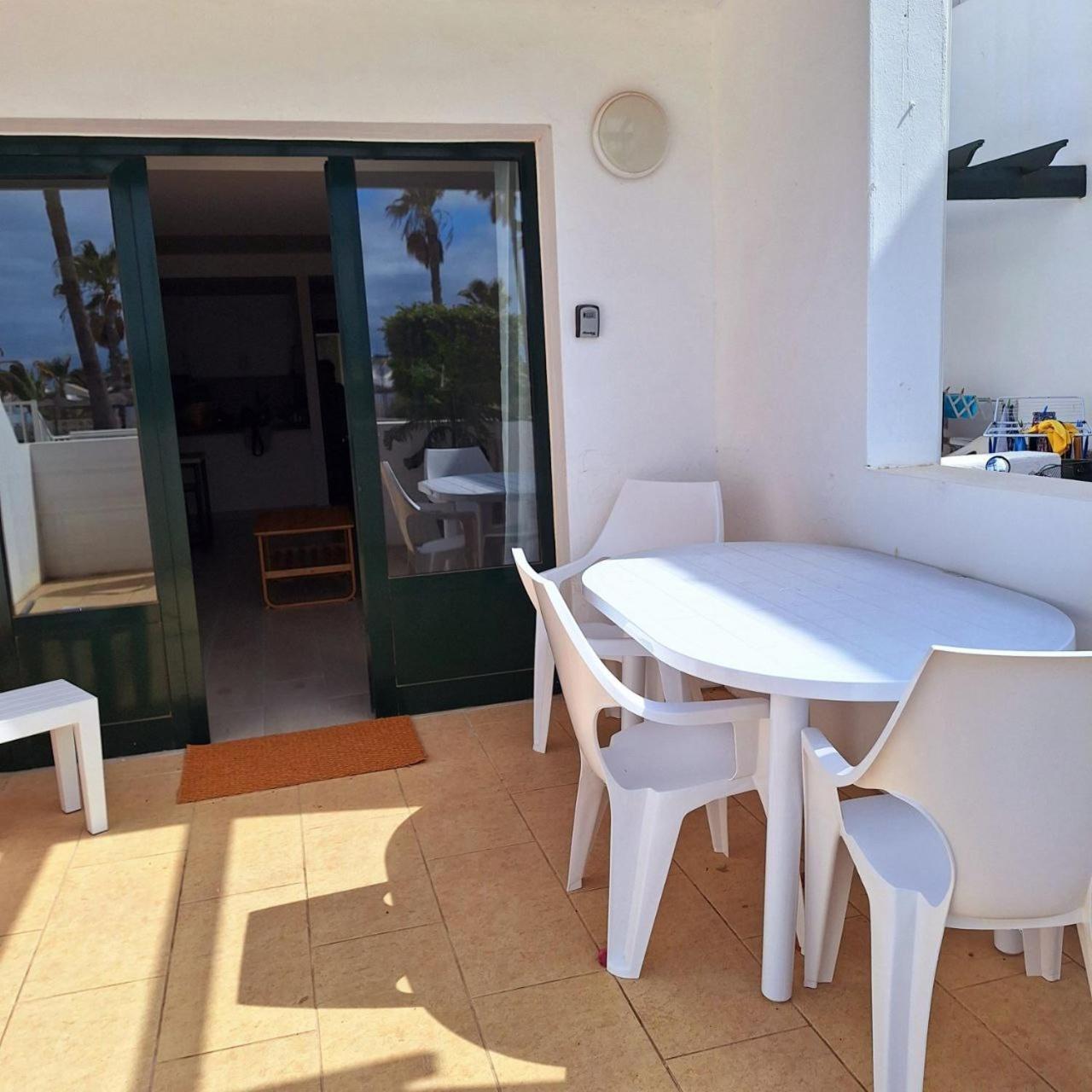 Apartamento Club Valena, Puerto Del Carmen, Lanzarote Tías Kültér fotó
